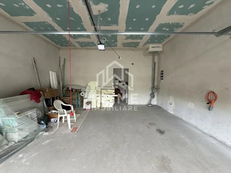Casă cu 5 camere cu Teren 710 Mp în Ciugud