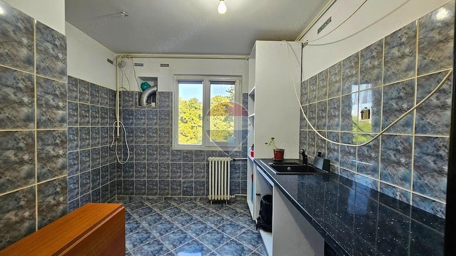 Apartament cu 2 camere semidecomandat în Cina