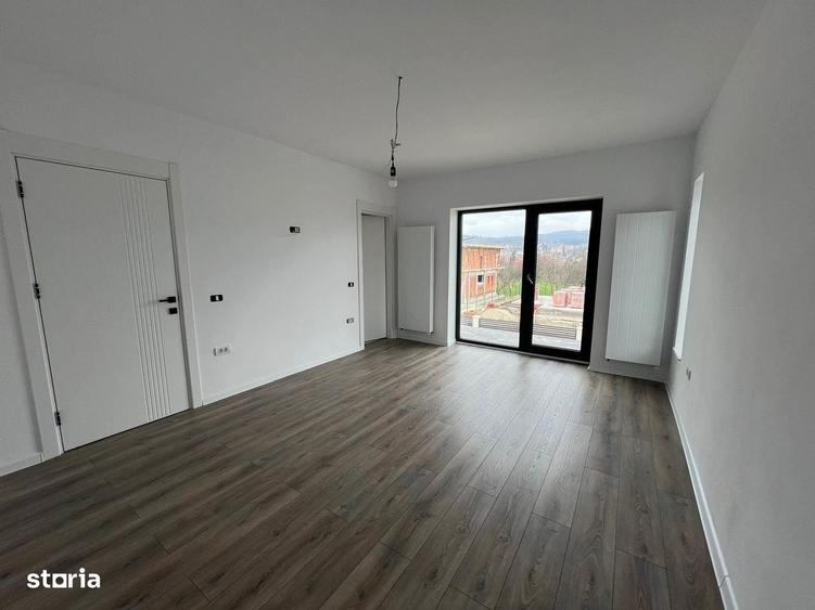 Casă cu 4 camere cu Teren 460 Mp în Curtea de Argeș