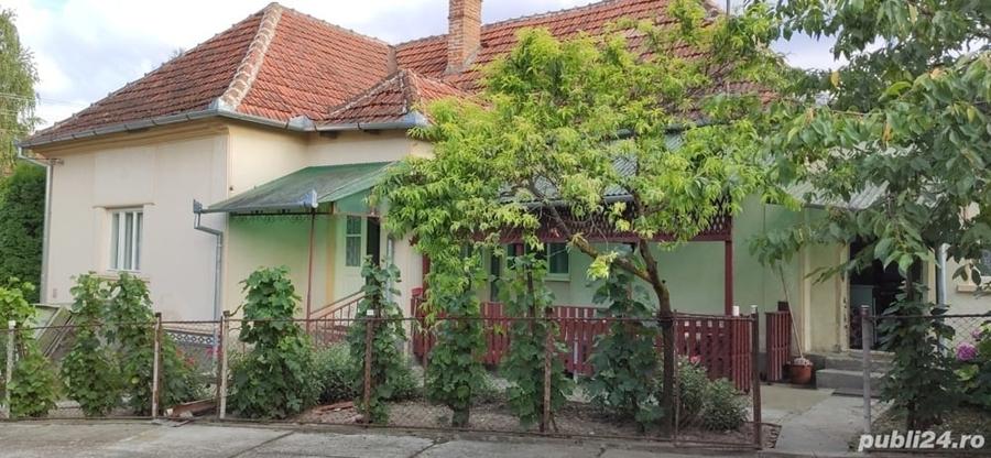 Casă cu 2 camere cu Teren 4384 Mp în Ilișua