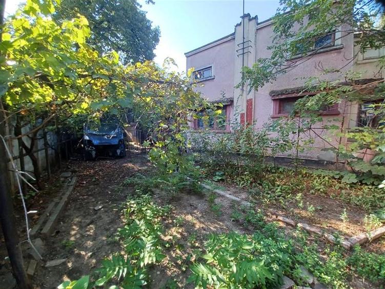 Teren Construcții intravilan de 321 mp, în Rahova