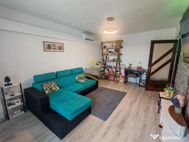 Apartament cu 3 camere decomandat în Central
