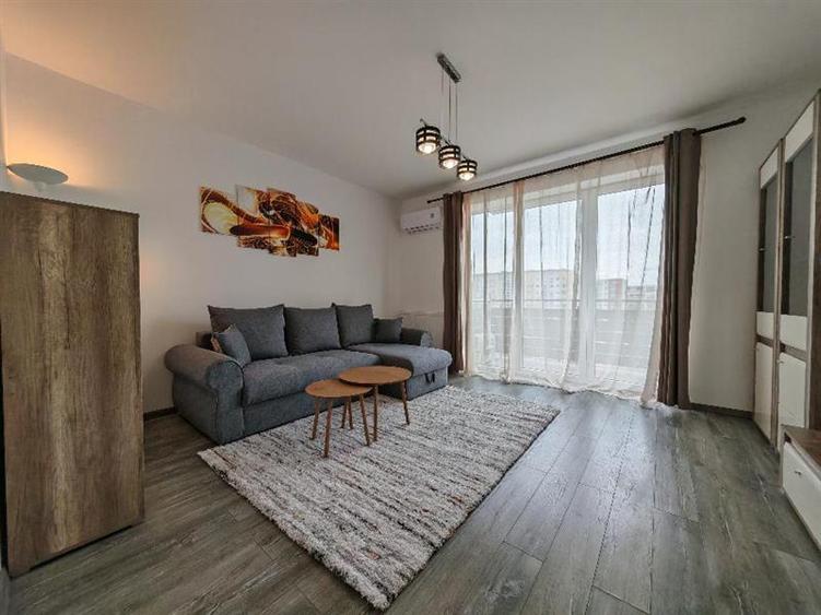 Apartament cu 2 camere decomandat, mobilat în Avantgarden