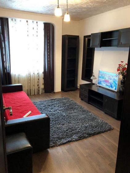 Garsonieră decomandată, mobilată în Central
