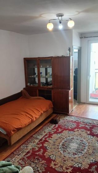Garsonieră decomandată în Dosu Bricii