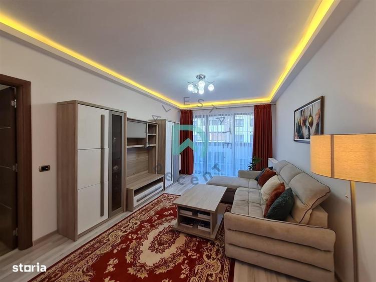 Apartament cu 2 camere decomandat în Tractorul
