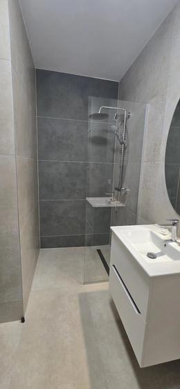 Apartament cu 2 camere decomandat în UTA
