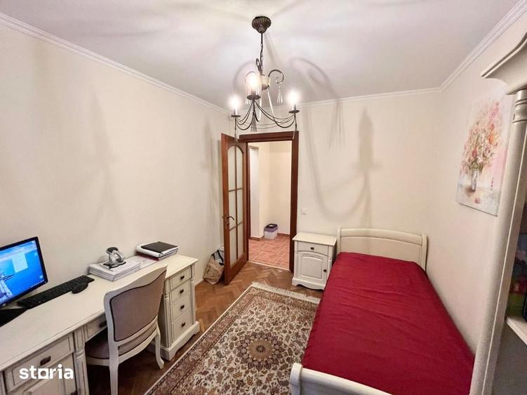 Apartament cu 4 camere în Griviței
