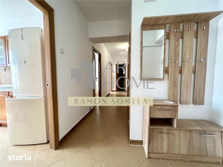 Apartament cu 3 camere decomandat în Ultracentral