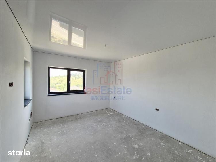 Casă cu 4 camere cu Teren 400 Mp în Tomești