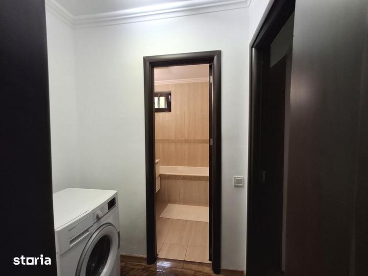 Apartament cu 2 camere semidecomandat, mobilat în Calea București