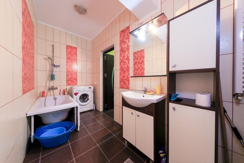 Apartament cu 2 camere semidecomandat, mobilat în Apusului