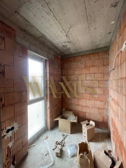 Duplex cu 5 camere cu Canalizare în Chinteni