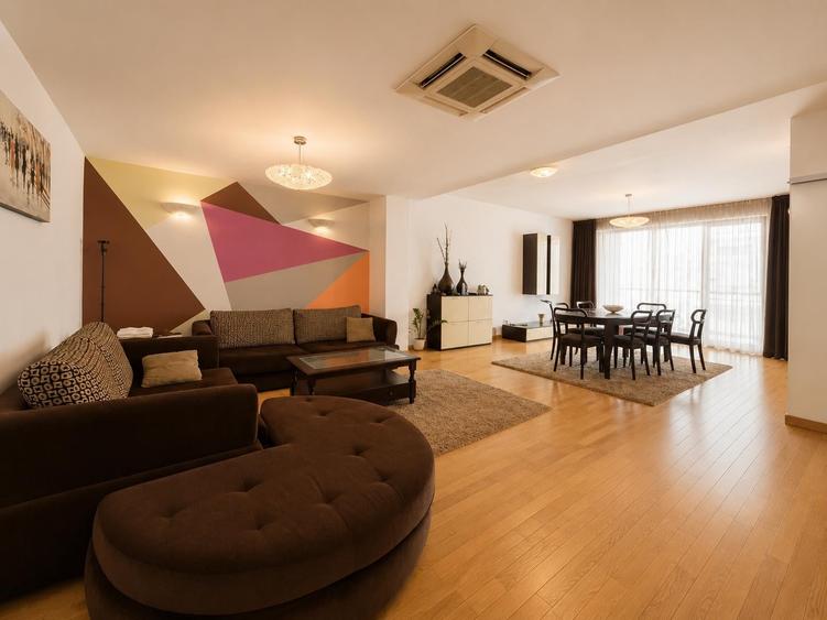 Apartament cu 3 camere semidecomandat în Dorobanți