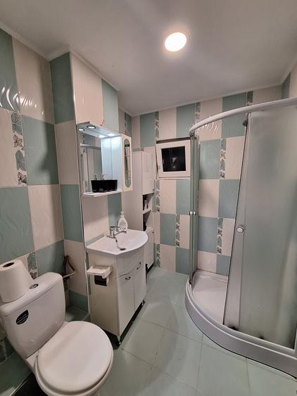 Apartament cu 2 camere decomandat în Cetate