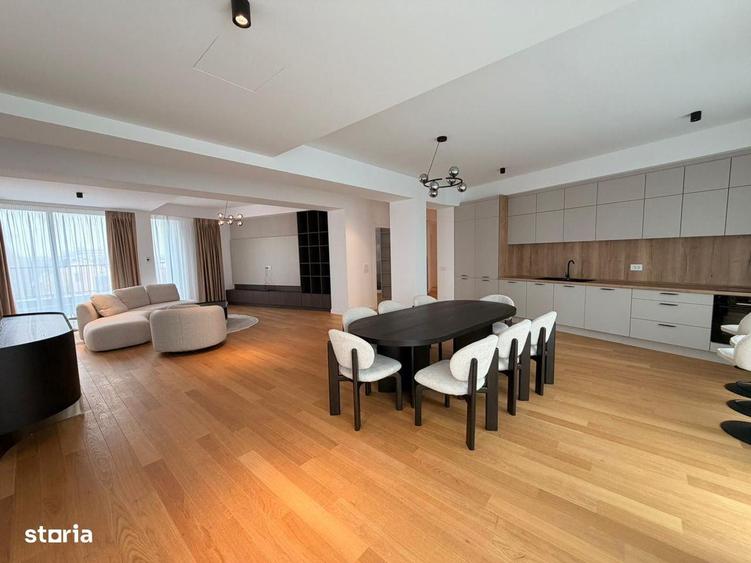 Apartament cu 4 camere, mobilat în Iancu Nicolae