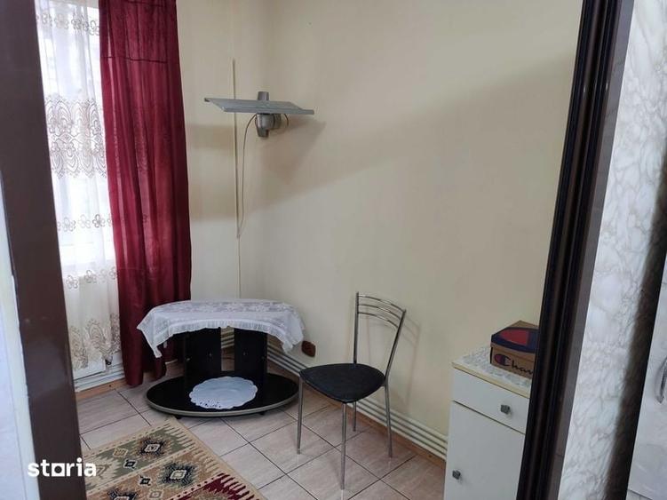 Inchiriez apartament 2 camere etaj 1 Micro 19 - 4