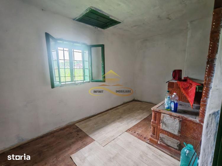 Casă cu 4 camere cu Teren 3300 Mp în Blăgești