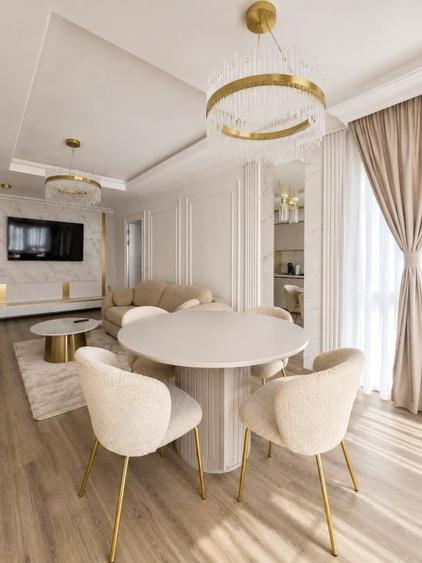 Apartament cu 3 camere decomandat, mobilat în Independenței