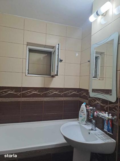 Apartament cu 3 camere decomandat în Mihai Bravu