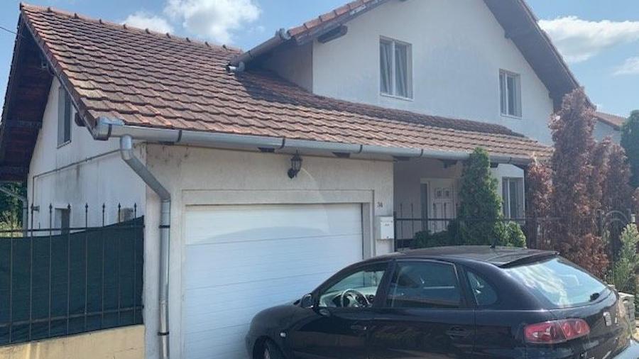 Casă individuală cu 5 camere cu Teren 375 Mp în Nord