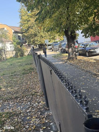 Teren de 500 mp, în Decebal