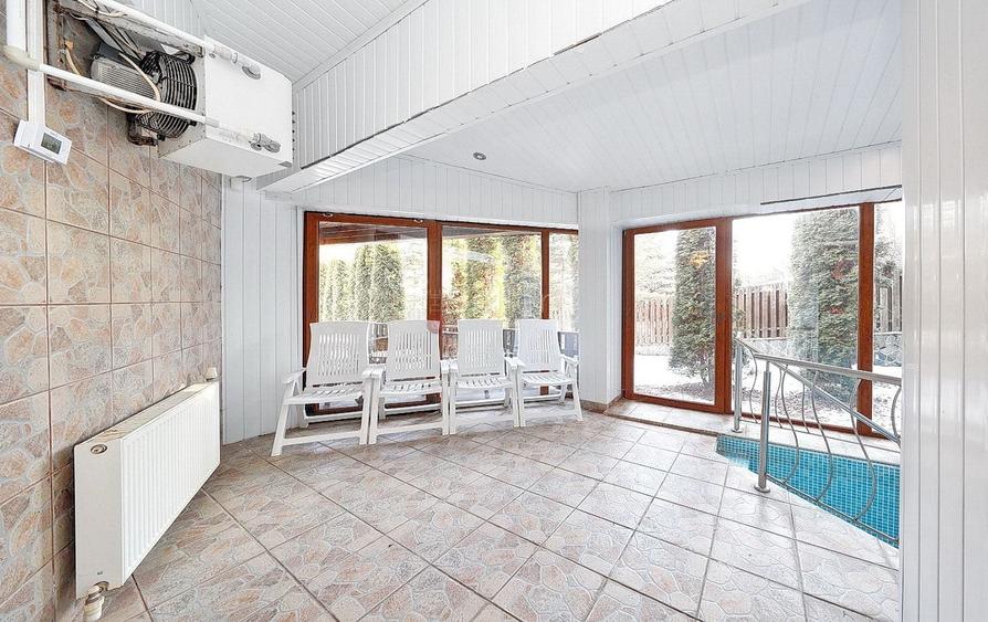 Casă individuală cu 5 camere cu Piscina în Vest