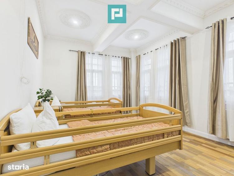 Casă cu 4 camere cu Teren 4850 Mp în Central