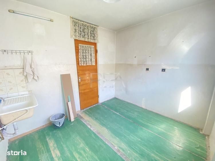 Apartament cu 2 camere semidecomandat în Mărgeanului