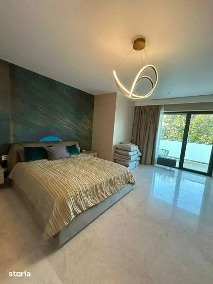 Apartament cu 4 camere, mobilat în Central