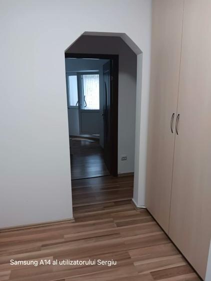 Apartament cu 2 camere decomandat în Nicolina