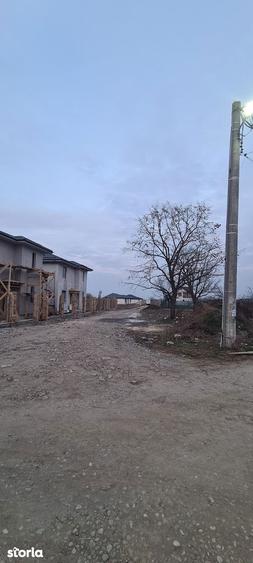TEREN 490 mp CENTRU Clinceni 24 m x 20 m Zona dezvoltata - 2