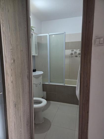 Apartament cu 2 camere semidecomandat în Muncii