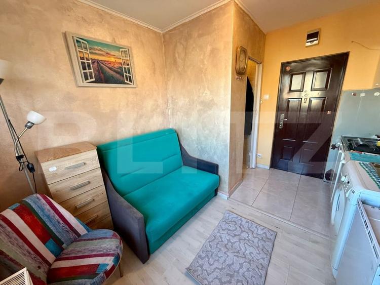 Camera de camin cu baie proprie + loc de parcare - 2