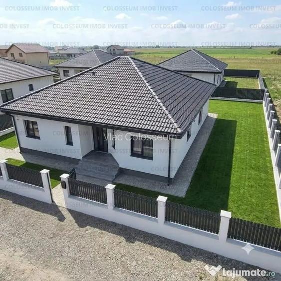 Casa la cheie,4 camere,2 bai,teren 500mp,toate utilitatile -Zona Izvor - Tarlungeni (Brasov)
