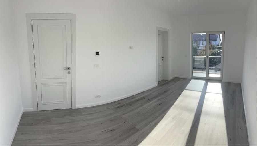 Casă cu 4 camere cu Teren 300 Mp în Central