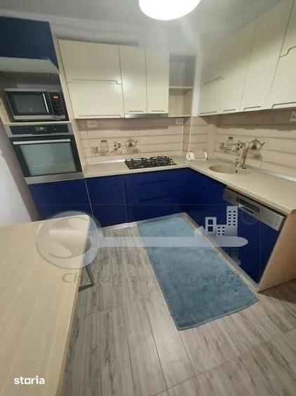 Apartament cu 3 camere decomandat în Dacia