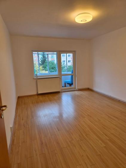Apartament cu 2 camere decomandat în Centrul Civic