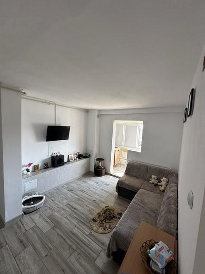 Apartament cu 2 camere decomandat în Gorjului