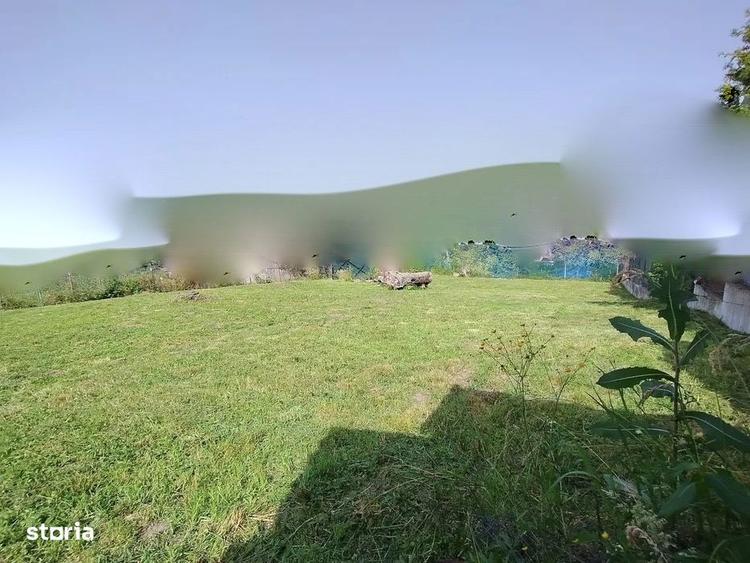 Teren de 700 mp, în Feleacu
