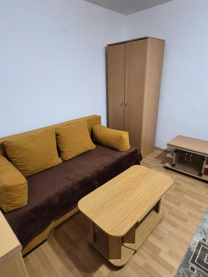 Apartament cu 2 camere decomandat în Gorjului