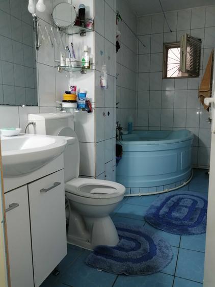 Apartament cu 2 camere decomandat în Micro 14