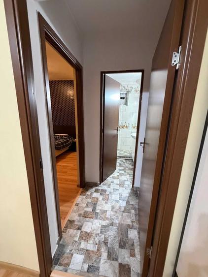 Apartament cu 2 camere semidecomandat în Negru Vodă