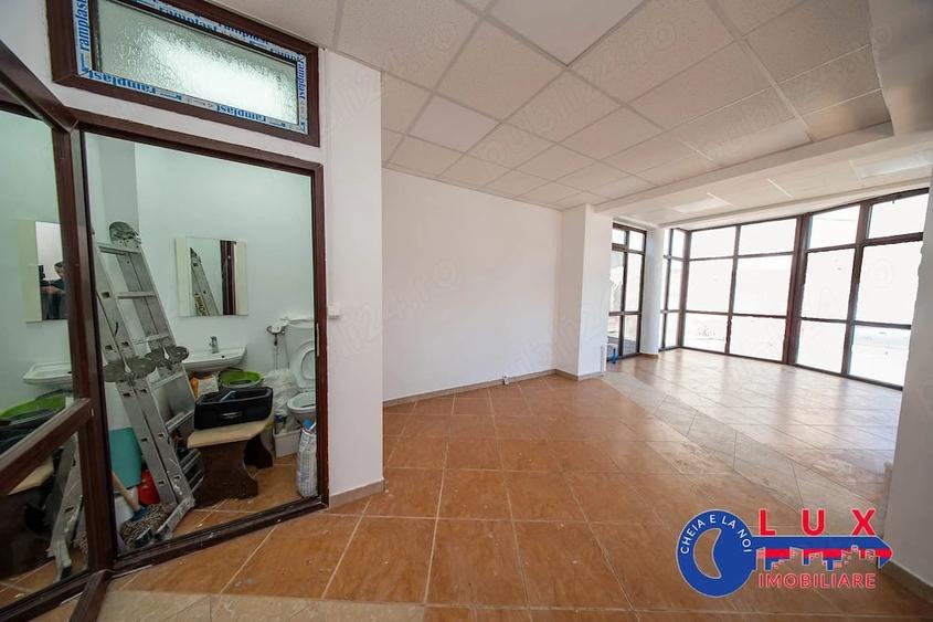 Spațiu comercial, de 37 mp, în Babadag