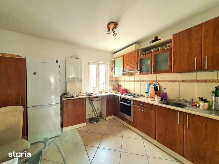 Apartament cu 4 camere decomandat în Mărăști