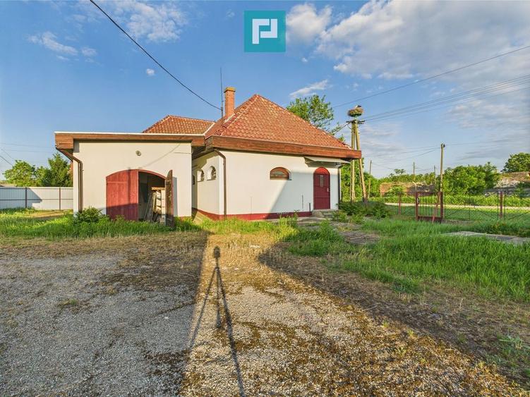 Casa cu 3 camere pentru investi?ii in Battonya - 13
