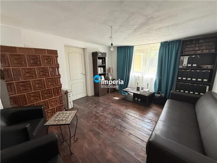 Casă individuală cu 3 camere cu Teren 4200 Mp în Mălăești