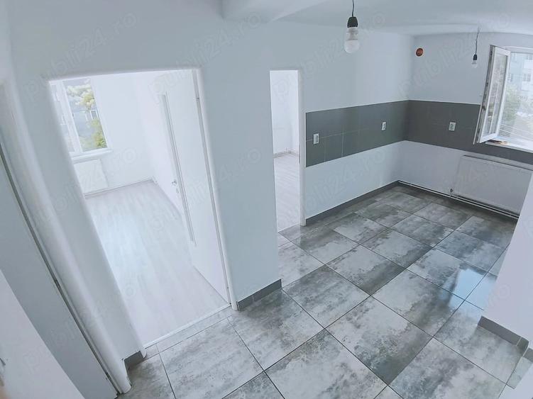 Apartament cu 3 camere decomandat în Ultracentral