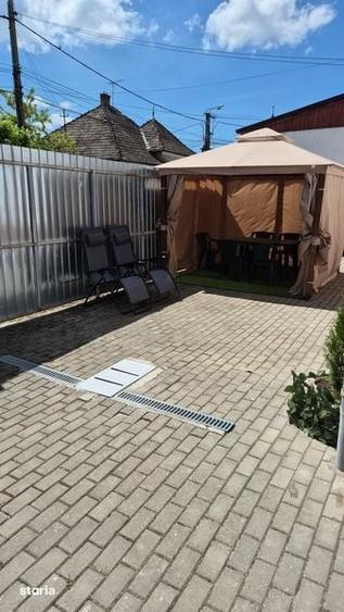 Casă cu 2 camere cu Teren 212 Mp în Central