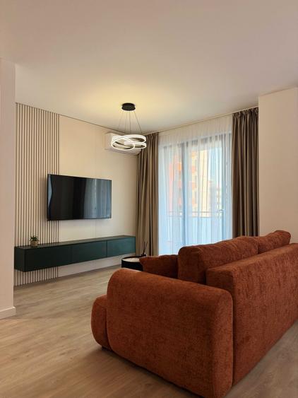 Apartament cu 2 camere semidecomandat în Torontalului